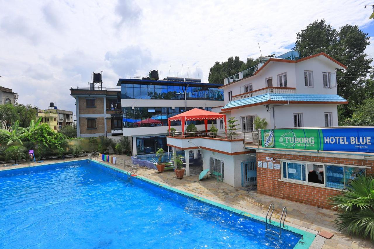 Oyo 591 Hotel Blue Moon Dharampur Exterior foto