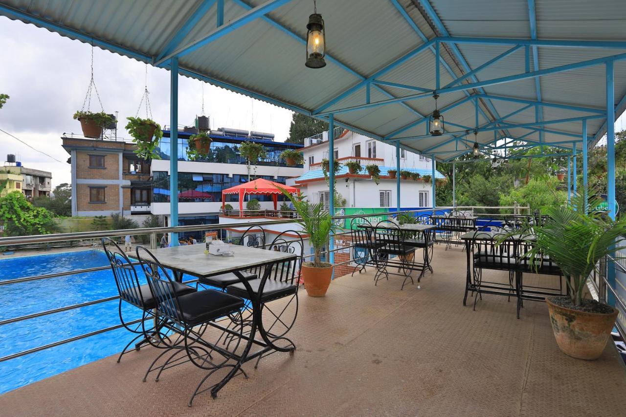 Oyo 591 Hotel Blue Moon Dharampur Exterior foto